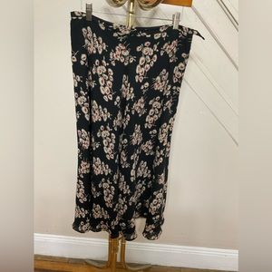 JONES NEW YORK SILK SKIRT